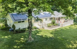 9 Cherry Ridge Rd, Acton, MA 01720