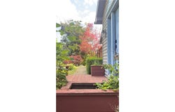 293 Spring Run Rd, Crescent, PA 15046