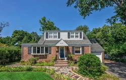 69 7Th St, Cresskill Boro, NJ 07626-2507