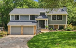 9201 Acuff Lane, Lenexa, KS 66215