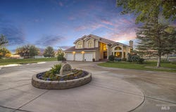 2224 E 4400 N, Filer, ID 83328