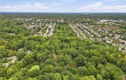 6221 W Maple Road, West Bloomfield Twp, MI 48322