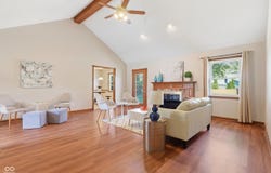 155 Williamsburg Lane, Franklin, IN 46131