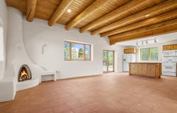 348 Monte Vista Road, Taos, NM 87571