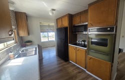 2902 E 2ND St, Newberg, OR 97132