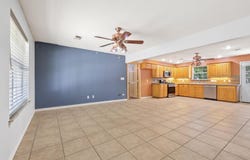 207 W South Street, Whitesboro, TX 76273