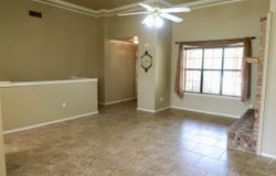 2705 Holliday Dr, Plainview, TX 79072