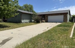 727 Windham St, Glendive, MT 59330