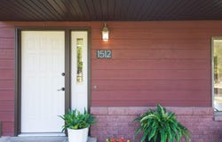 1512 Glacial Dr, Minot, ND 58703
