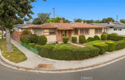 1803 N Studebaker, Long Beach, CA 90815