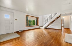 4358 E Brightview Ave, Whitehall, PA 15227