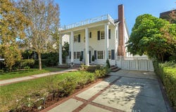 920 S Victoria Avenue, Los Angeles, CA 90019