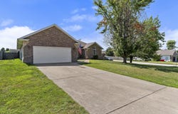 953 Megan Lane, Willard, MO 65781