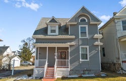 815 S 9th Avenue, Scranton, PA 18504