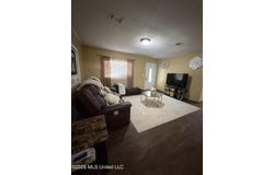 800 S Main Street, New Augusta, MS 39462