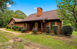 9472 S Highway 13, Morton, MS 39117