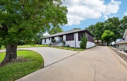 5209 Fairway Circle, De Cordova, TX 76049