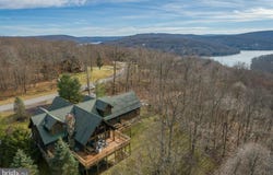 246 MOUNTAINTOP Road, MC HENRY, MD 21541