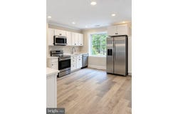 8 CARTERS ROCK, BALTIMORE, MD 21228
