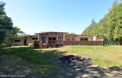 48 Yeager Road, Mountain Top, PA 18707