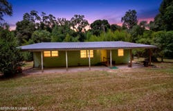13513 Bunker Hill Road, Moss Point, MS 39562