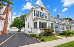 35 Clinton St, Bloomfield Twp., NJ 07003-2342
