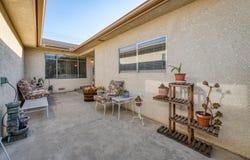 518 W Beverly Drive, Clovis, CA 93612