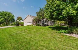 19598 Nottingham Drive, Bloomington, IL 61705