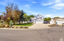 5928 S CHESAPEAKE Cir W, Salt Lake City, UT 84123