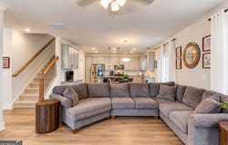 42 Sinclair Circle, Hoschton, GA 30548