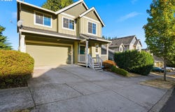 19125 DUBLIN Ave, Sandy, OR 97055