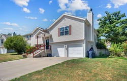 2036 Chickadee Drive, Webb City, MO 64870