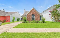 420 Row One, Lafayette, LA 70508