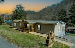 570 Little Indian Dr, Jamestown, KY 42629