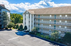 205 Ogle Drive, Pigeon Forge, TN 37863
