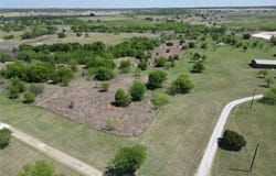 2101 RidgeView Drive, Cleburne, TX 76033
