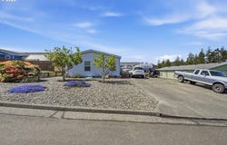 1830 ARTHUR St, NorthBend, OR 97459