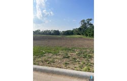 W 5th St, Freeman, SD 57029