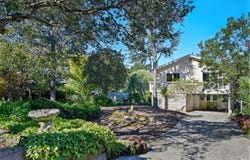 17217 Hillcrest Avenue, Sonoma, CA 95476