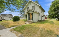 405 N 58th Ave W, Duluth, MN 55807