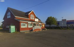 2210 N MAIN Ave, Tillamook, OR 97141