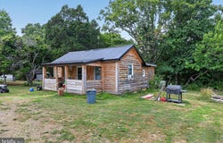 405 COUNTY POND Road, FREEMAN, VA 23856