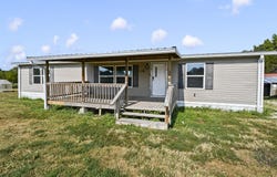 130 Maple Drive, Conway, MO 65632