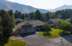 261 Melrose St, Bellevue, ID 83313