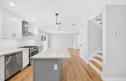 14 Neillian Way, Bedford, MA 01730