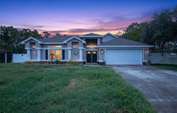 9123 MAVIS Road, WEEKI WACHEE, FL 34613