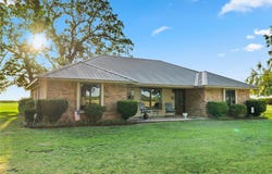 330 Farm Road 900 S, Saltillo, TX 75478