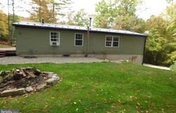 121 RETREAT Road, NEW RINGGOLD, PA 17960
