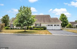 298 FOUNDERS Way, MECHANICSBURG, PA 17050