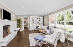 807 Surrey Lane, Glenview, IL 60025